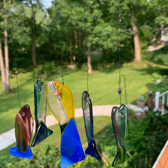 #7228 FUSED FISH SUNCATCHER   HANDCRAFTED  6 ½ SQUARE” SUNCATCHER - Picture 5 of 5